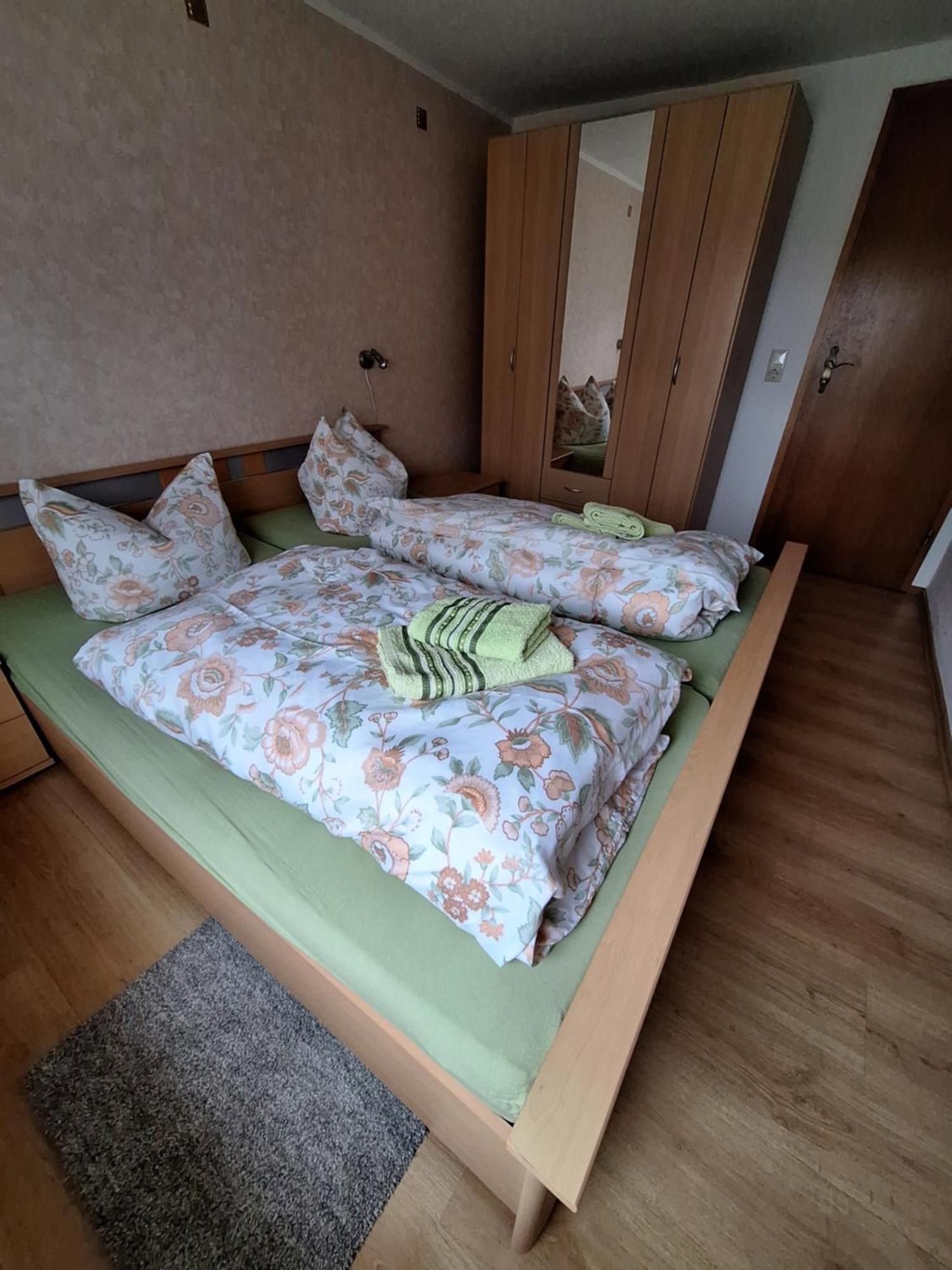 Ferienwohnung Blick Zum Zirkelstein Reinhardtsdorf-Schona Esterno foto